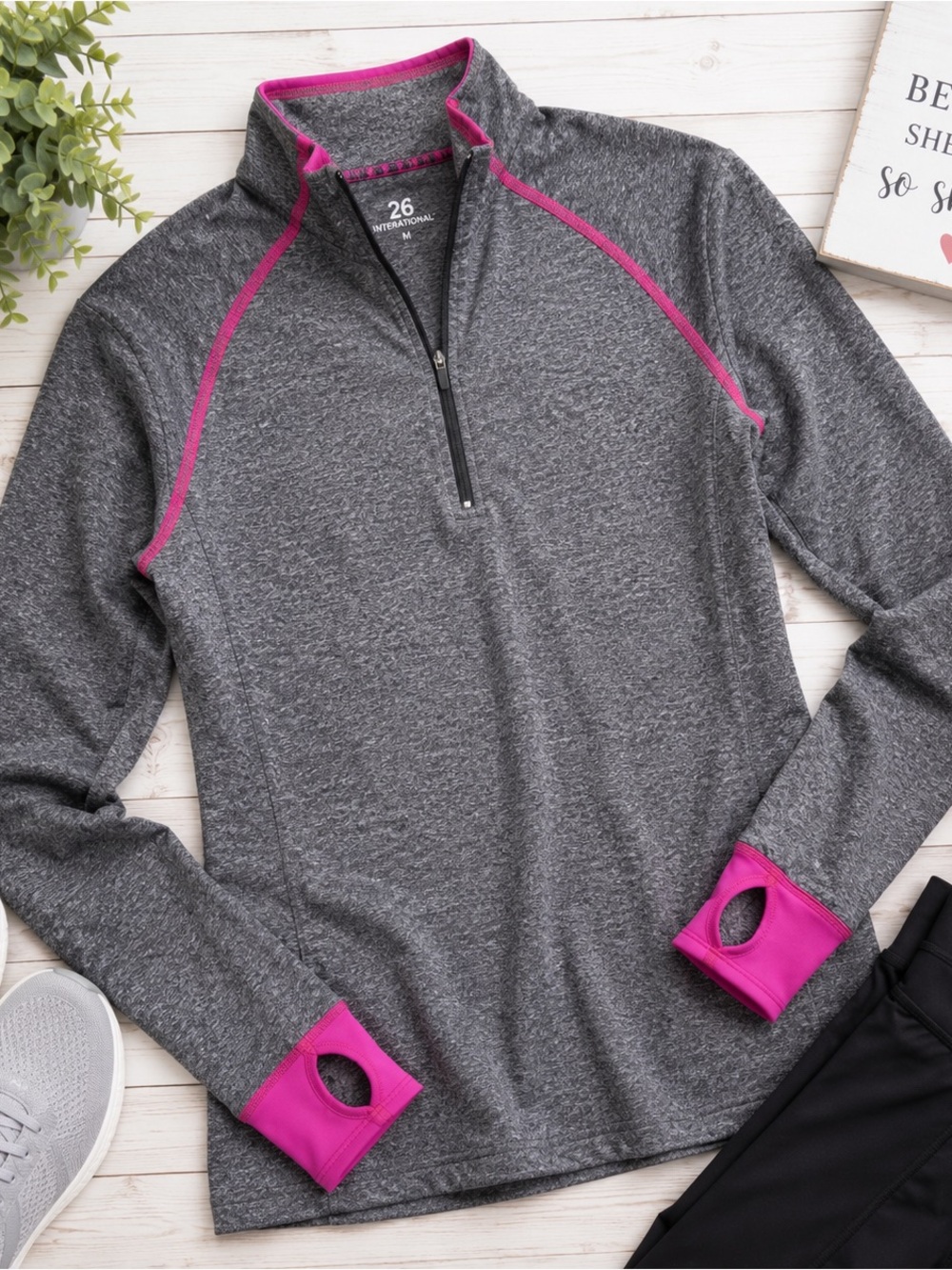 Women’s Gray Pink Athletic Quarter Zip Pullover Thumb Holes Size M